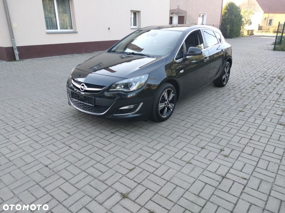 Opel Astra - 1