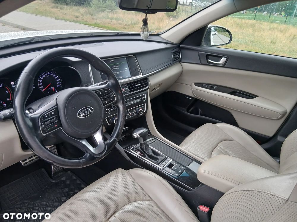 Kia Optima 1.7 CRDI XL DCT - 11