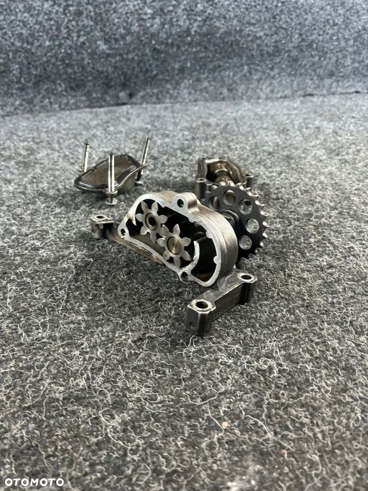 pompa oleju mercedes 2.2 CDI A6111810047 - 10