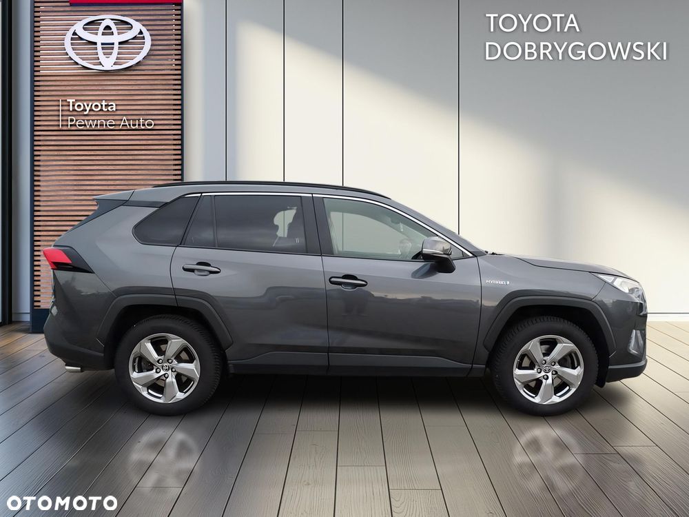 Toyota RAV4 - 6