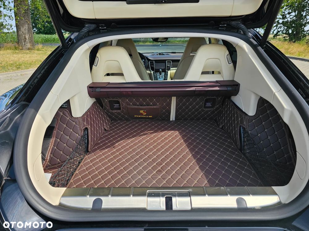 Porsche Panamera 4S PDK - 13