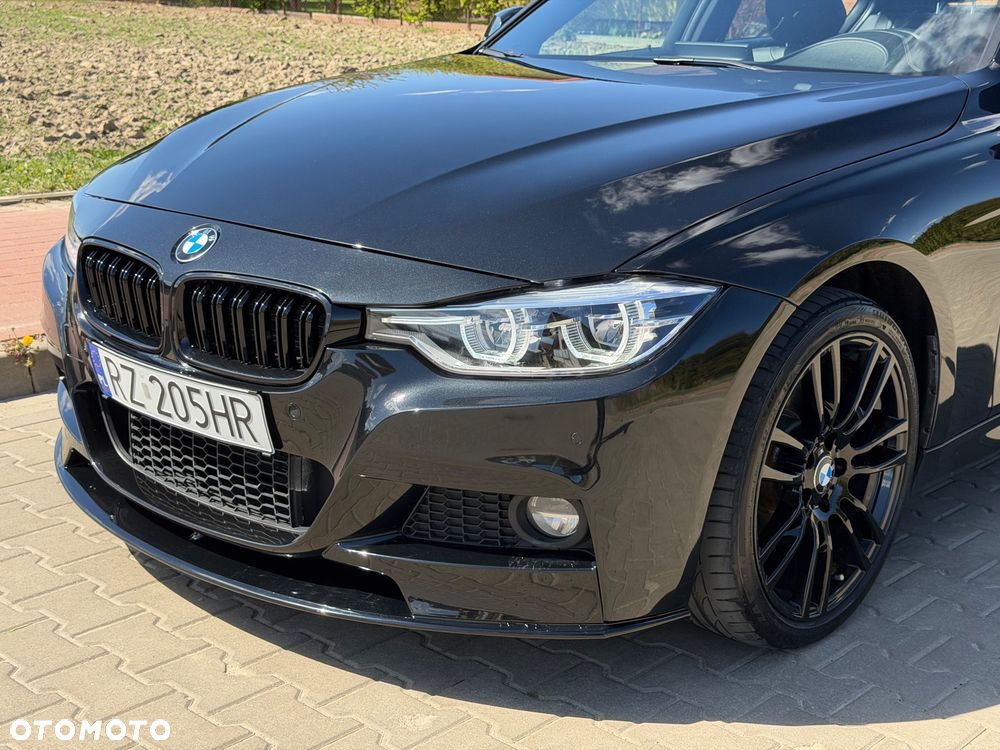 BMW Seria 3 330i xDrive Edition M Sport Shadow - 22