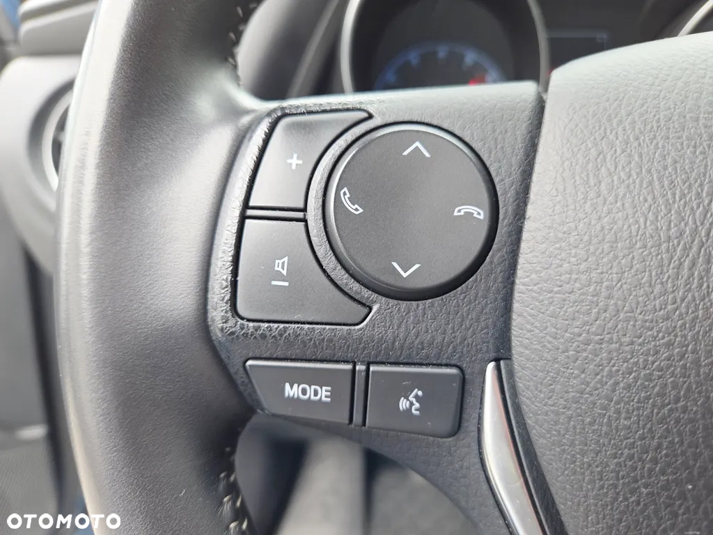 Toyota Auris 1.2 T Premium - 19