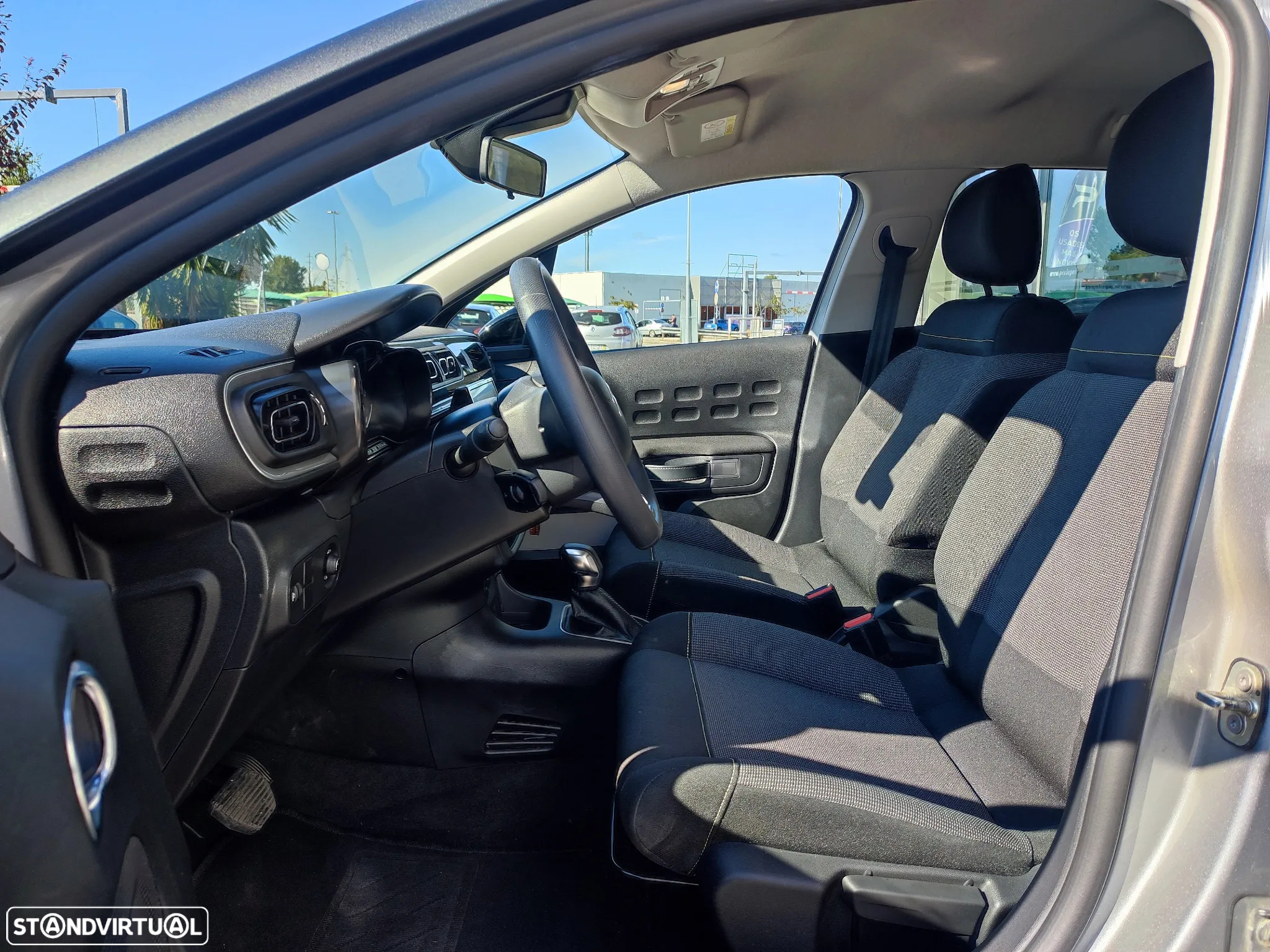 Citroën C3 1.2 PureTech Shine Pack EAT6 - 7