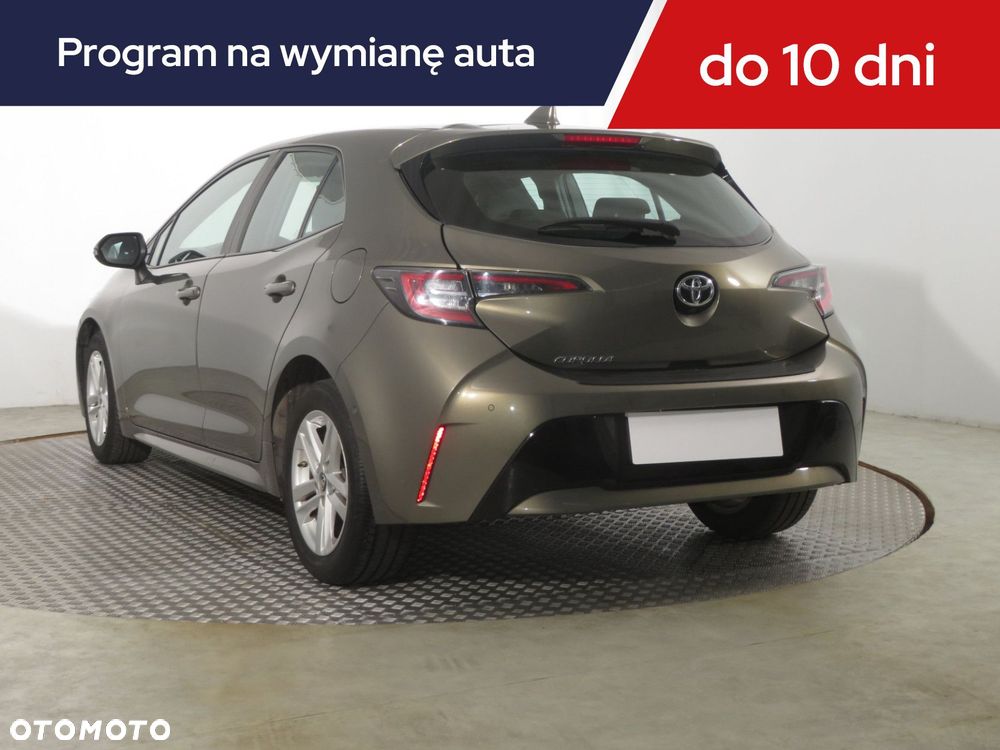 Toyota Corolla - 6