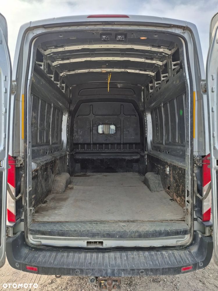 Ford Transit - 10
