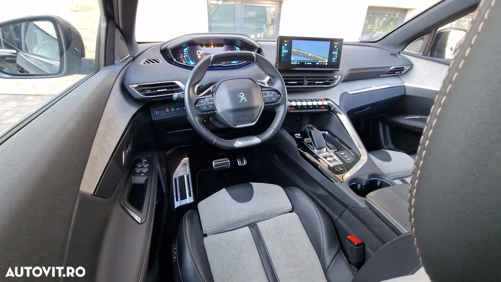 Peugeot 3008 PHEV 300 EAT8 4X4 GT - 8