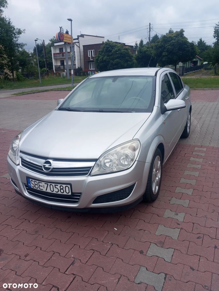 Opel Astra 1.3 CDTI Enjoy - 2