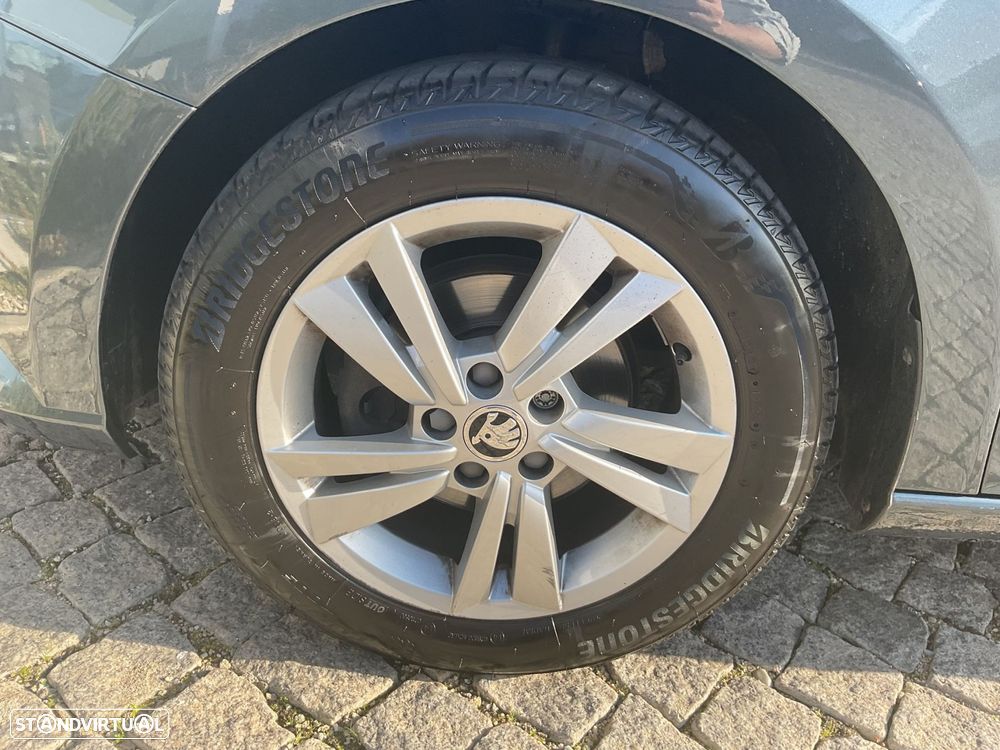 Skoda Fabia 1.0 TSI Ambition - 14