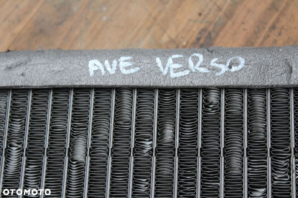 PAROWNIK KLIMATYZACJI AVENSIS VERSO EUROPA - 8