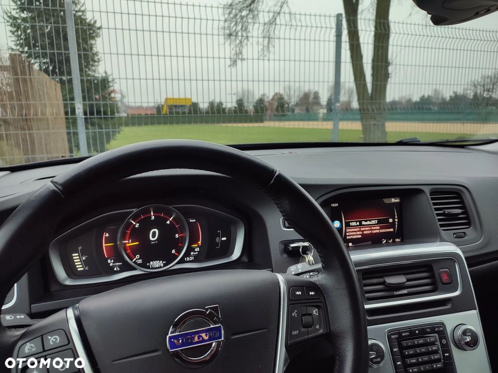 Volvo V60 Cross Country D3 - 9