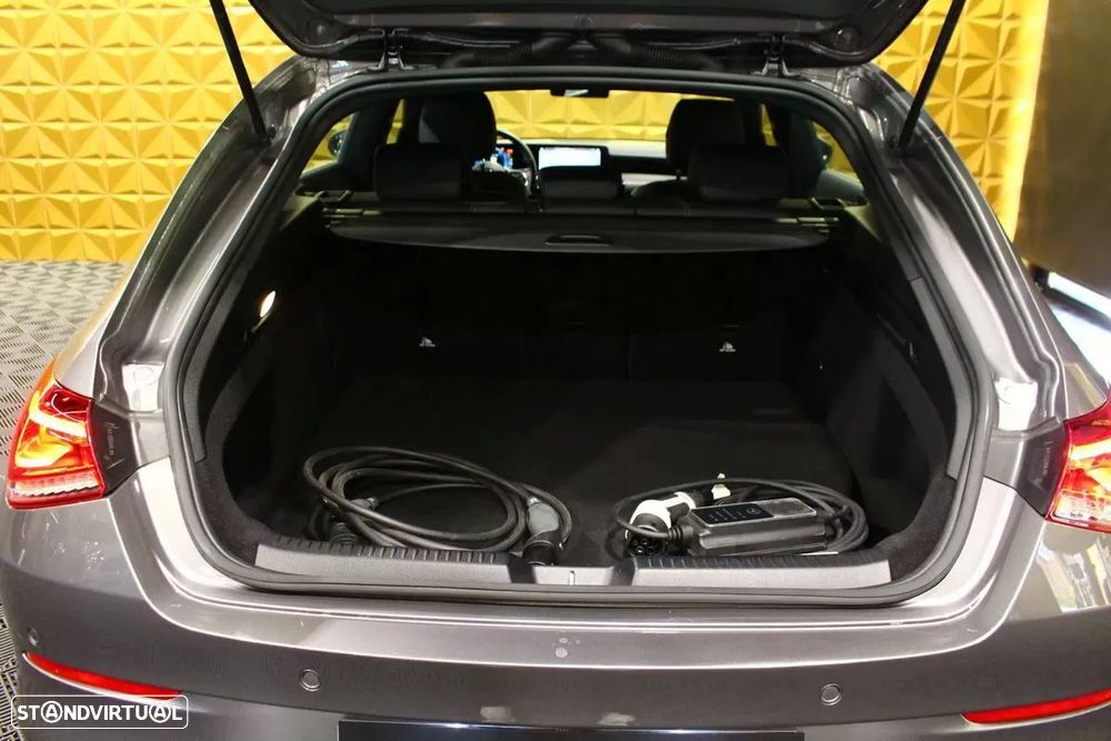 Mercedes-Benz CLA 250 e Progressive - 20