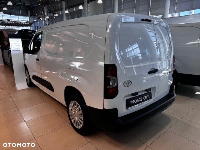 Toyota CITY - 4