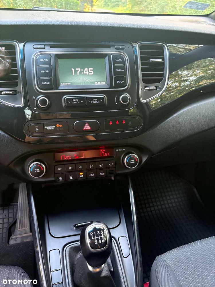 Kia Carens 1.7 CRDi M - 15
