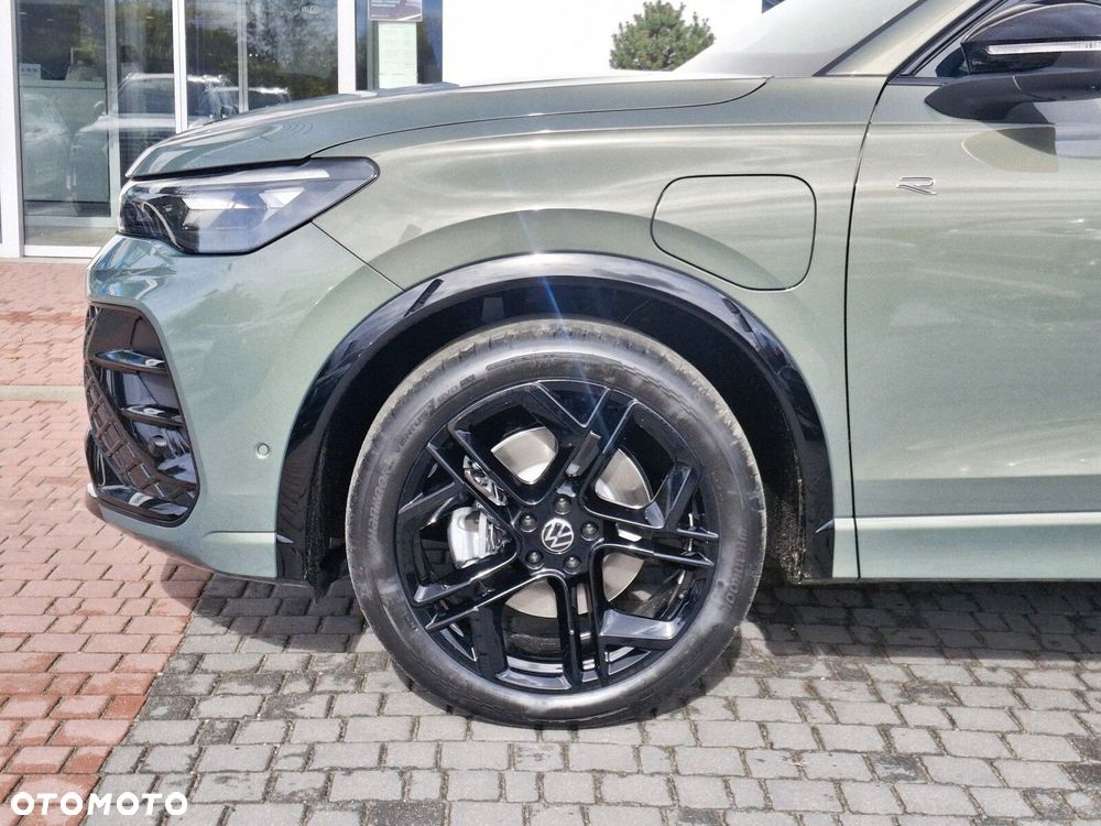 Volkswagen Tiguan - 4