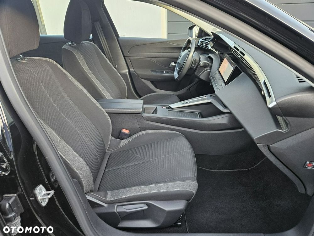 Peugeot 308 BlueHDi FAP 130 EAT8 Stop & Start Active Pack - 29