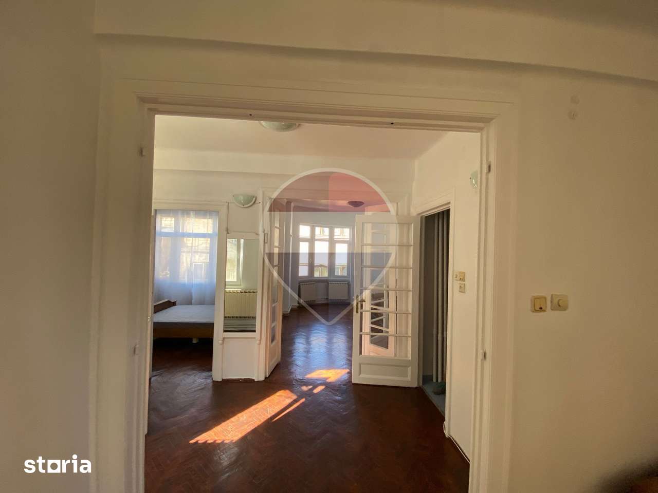Apartament cu 3 camere in Centru Vechi — fotografia 1