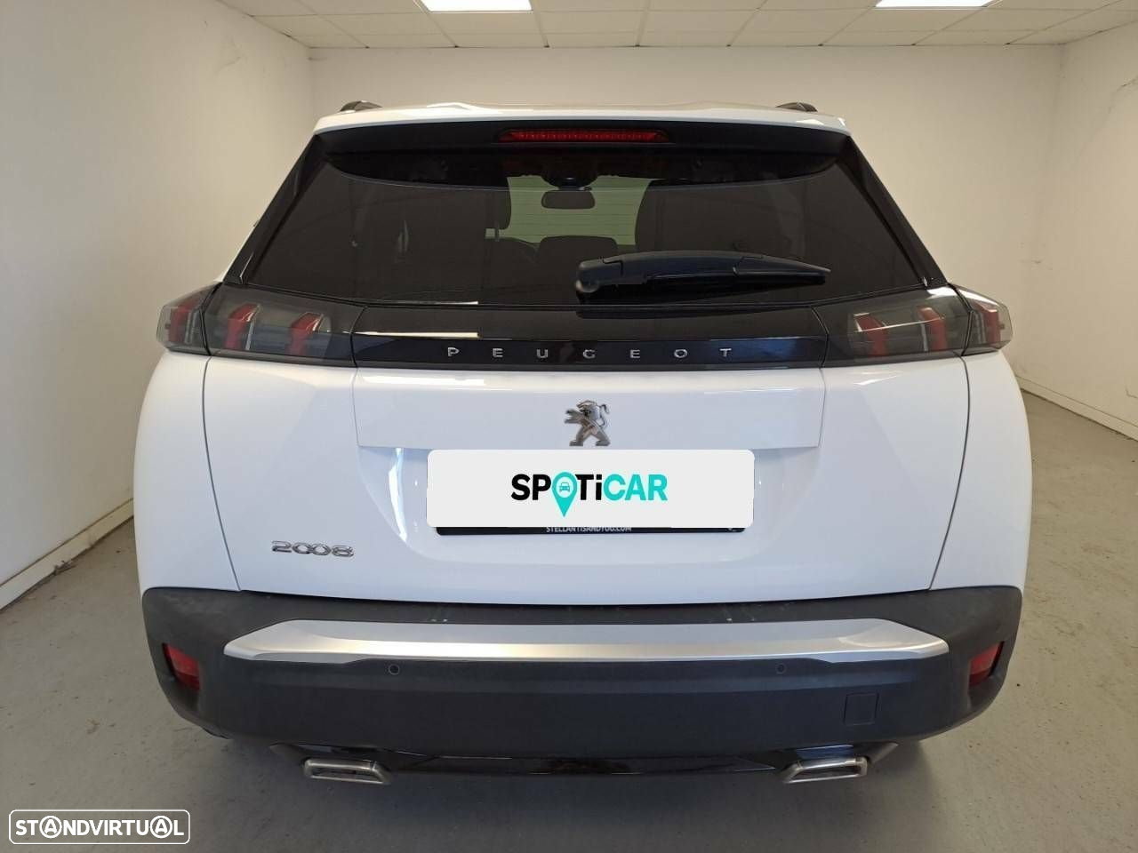 Peugeot 2008 1.2 PureTech Allure EAT8 - 7
