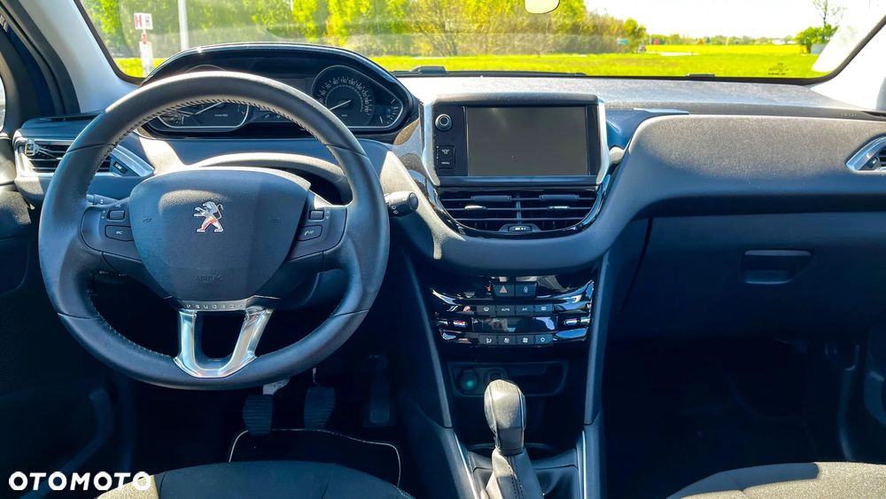 Peugeot 208 1.6 VTi Allure - 10