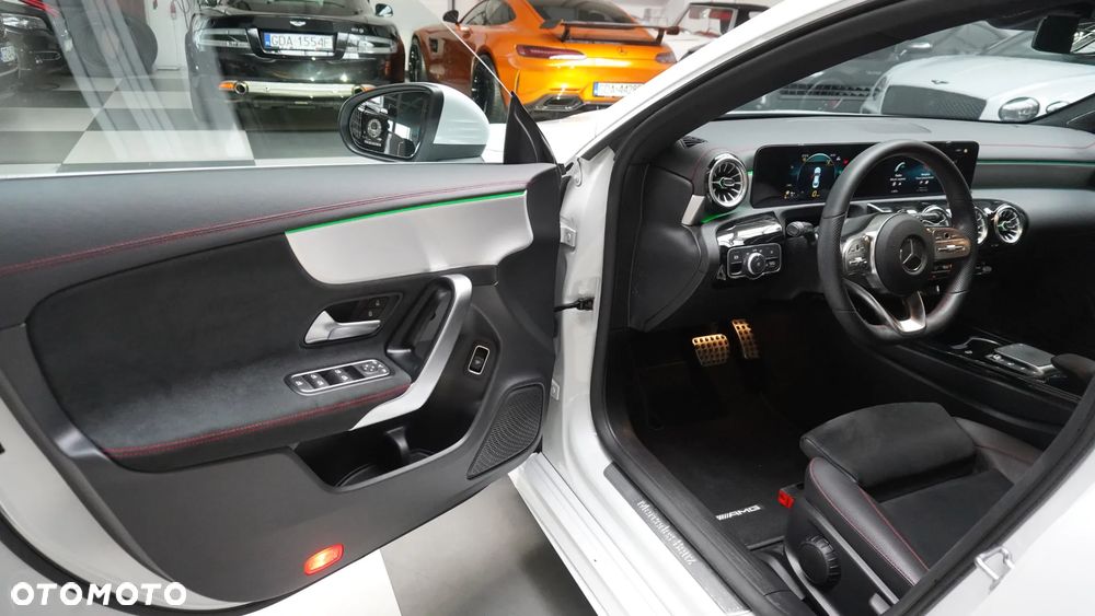 Mercedes-Benz CLA 200 AMG Line 7G-DCT - 5