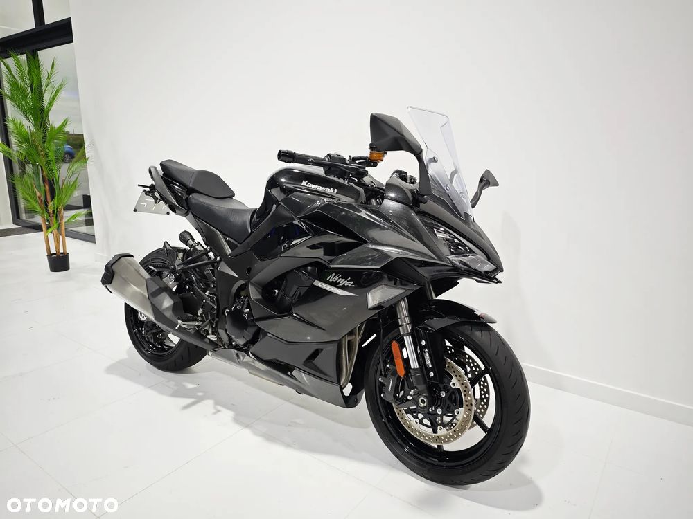 Kawasaki Ninja 1000 SX - 2