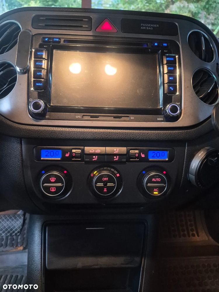 Volkswagen Tiguan - 33