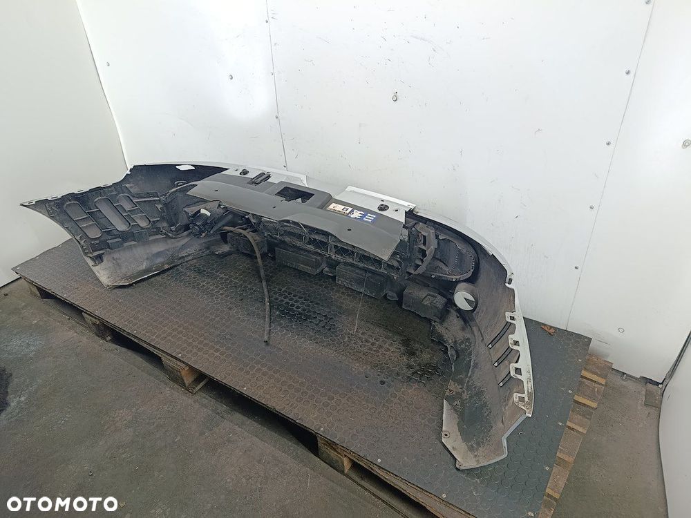 ZDERZAK PRZÓD PEUGEOT 407 EZR - 3