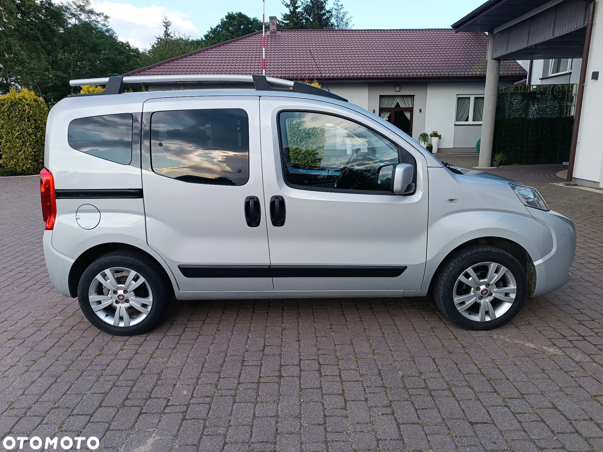Fiat Qubo - 11