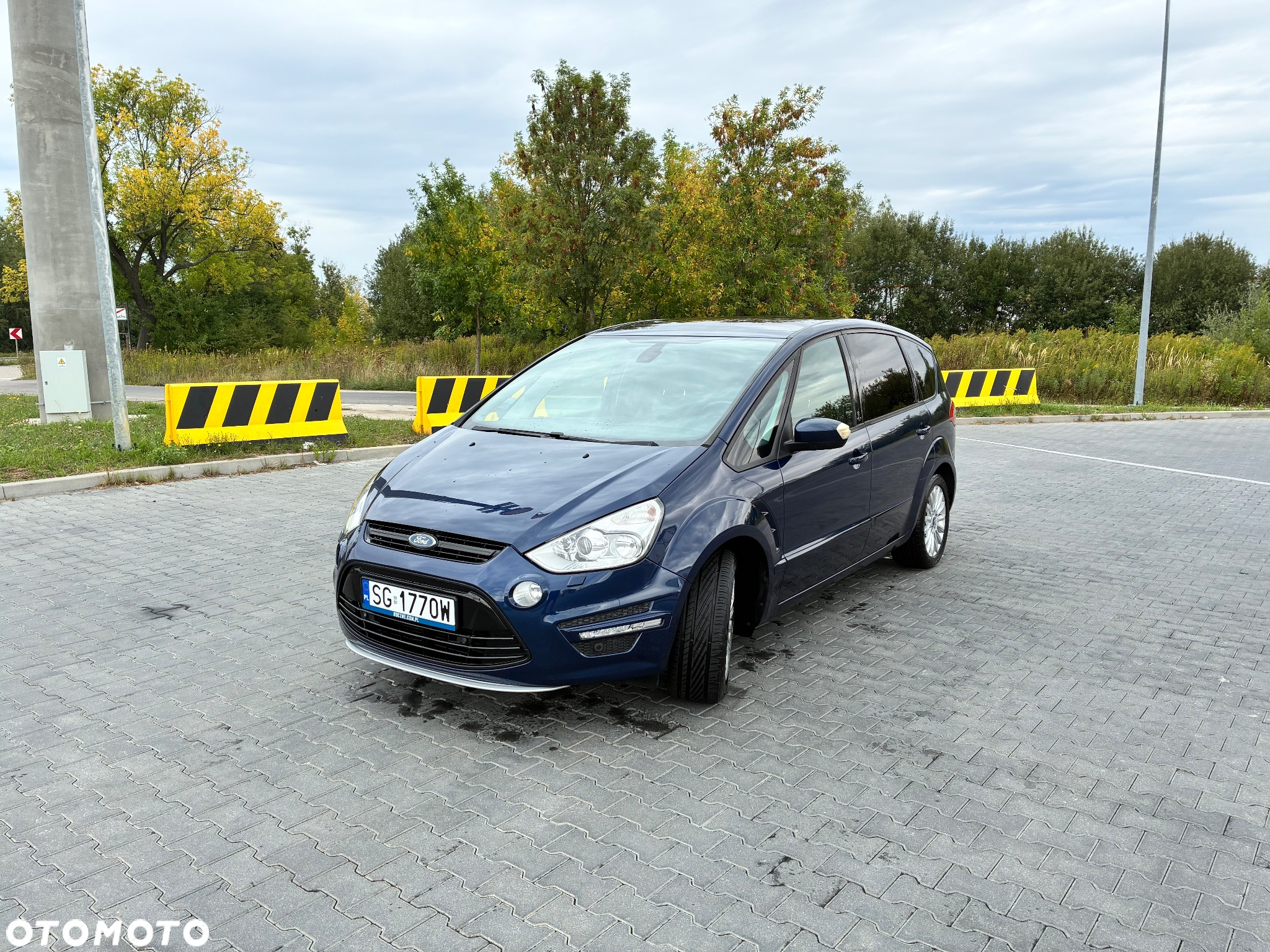 Ford S-Max 2.0 TDCi DPF Champions Edition - 13