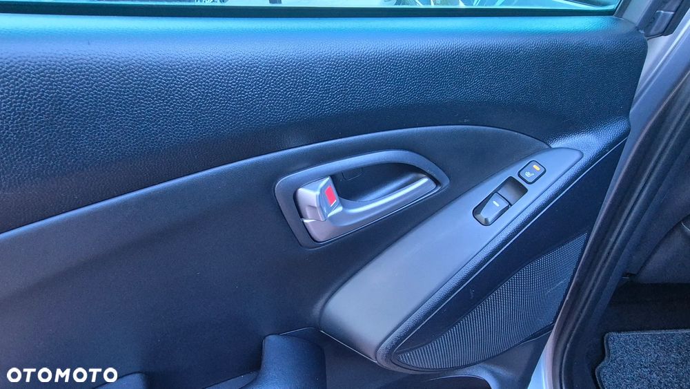 Hyundai ix35 2.0 4WD Automatik Premium - 26