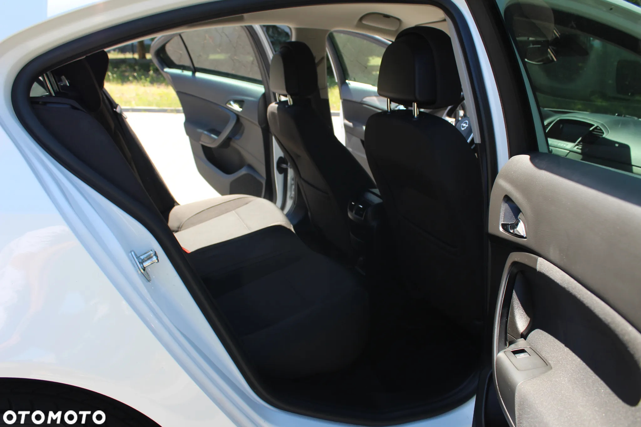 Opel Insignia 1.6 T Sport - 9