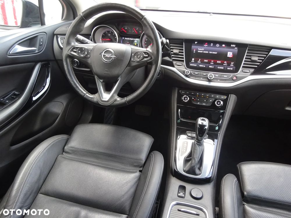 Opel Astra 1.4 T Dynamic S&S - 12