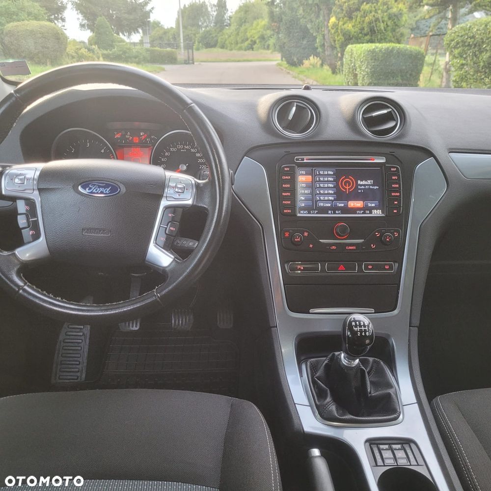 Ford Mondeo - 13