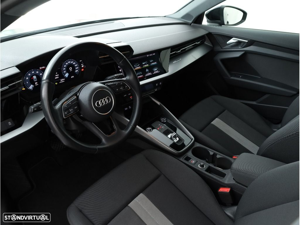 Audi A3 Limousine 30 TFSI S line S tronic - 25