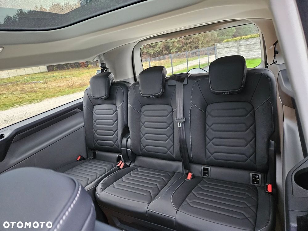 Ford Tourneo Custom 2.0 EcoBlue 320 L2 Titanium - 19