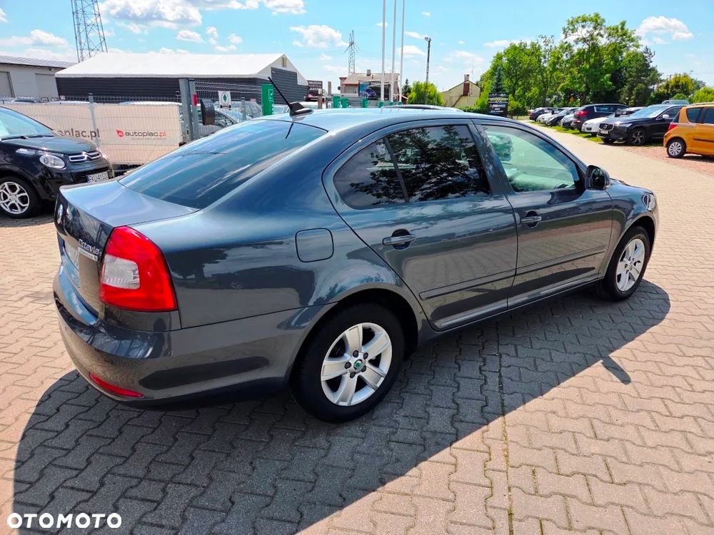 Skoda Octavia 1.6 TDI DPF Elegance Green tec - 6