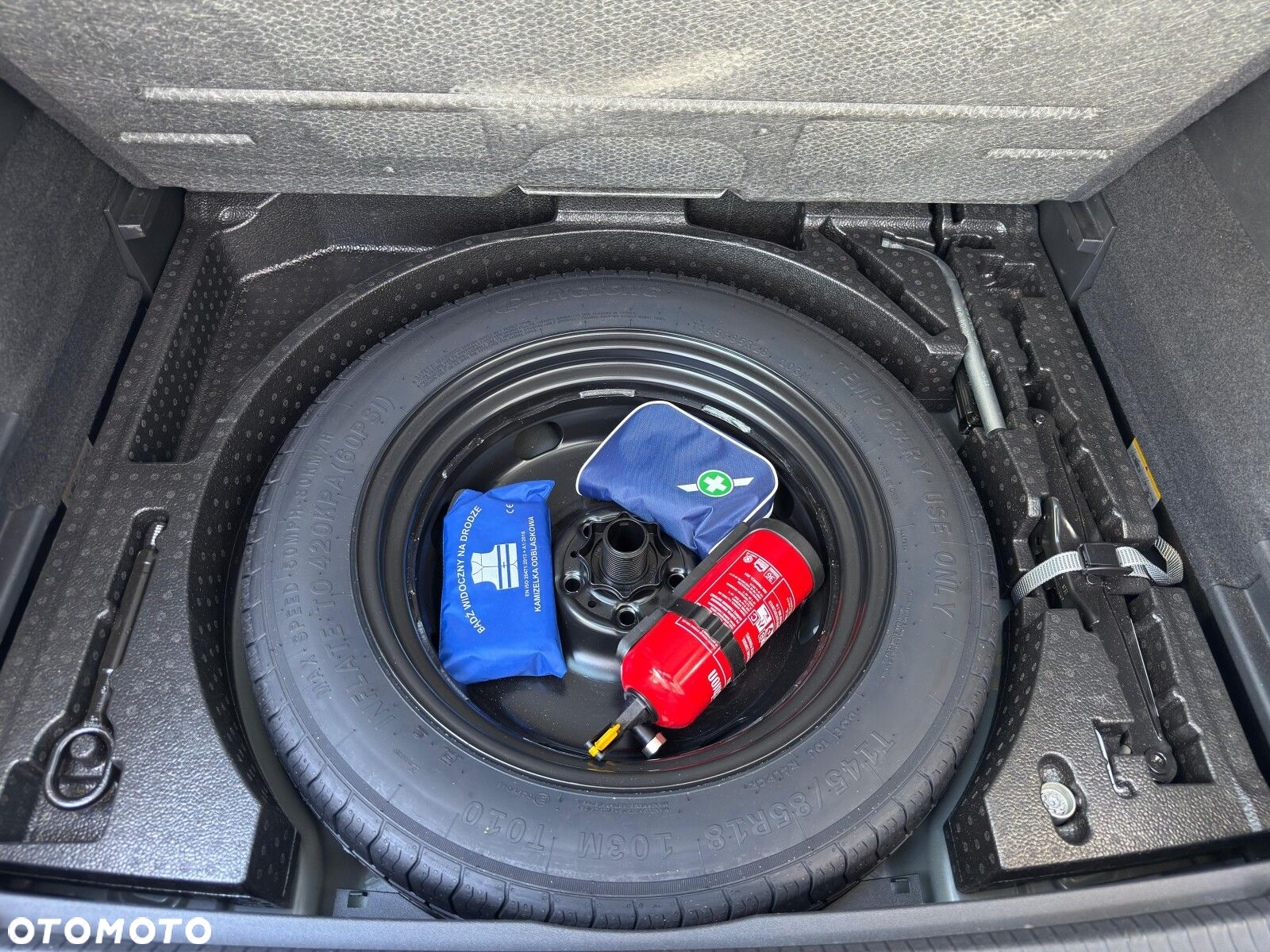 Volkswagen Tiguan 1.5 TSI EVO Life DSG - 32