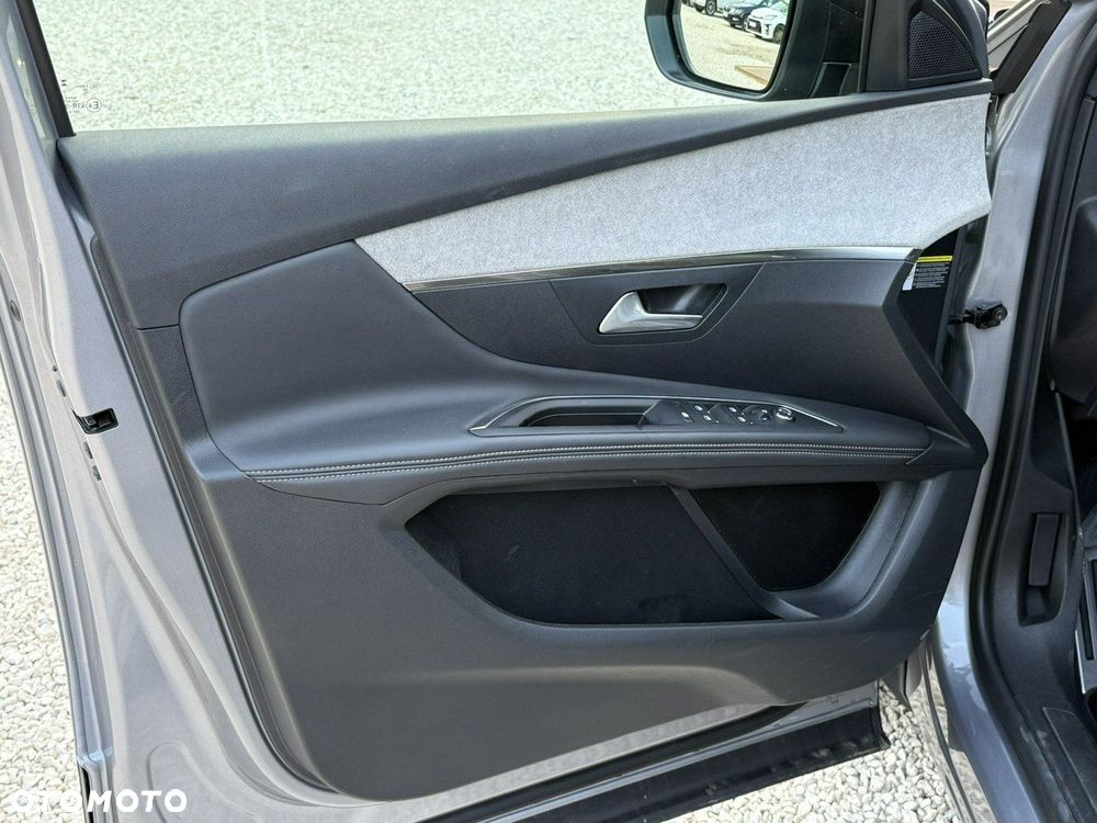 Peugeot 3008 1.2 PureTech GT S&S EAT8 - 13