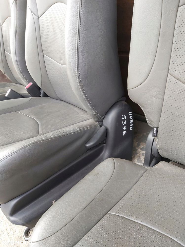 Toyota Urban Cruiser Fotele Skóra TYŁ PASY VAN 4x4 - 7