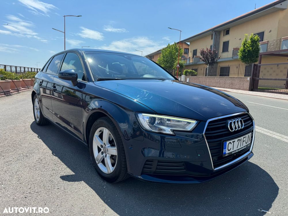 Audi A3 Sportback - 2