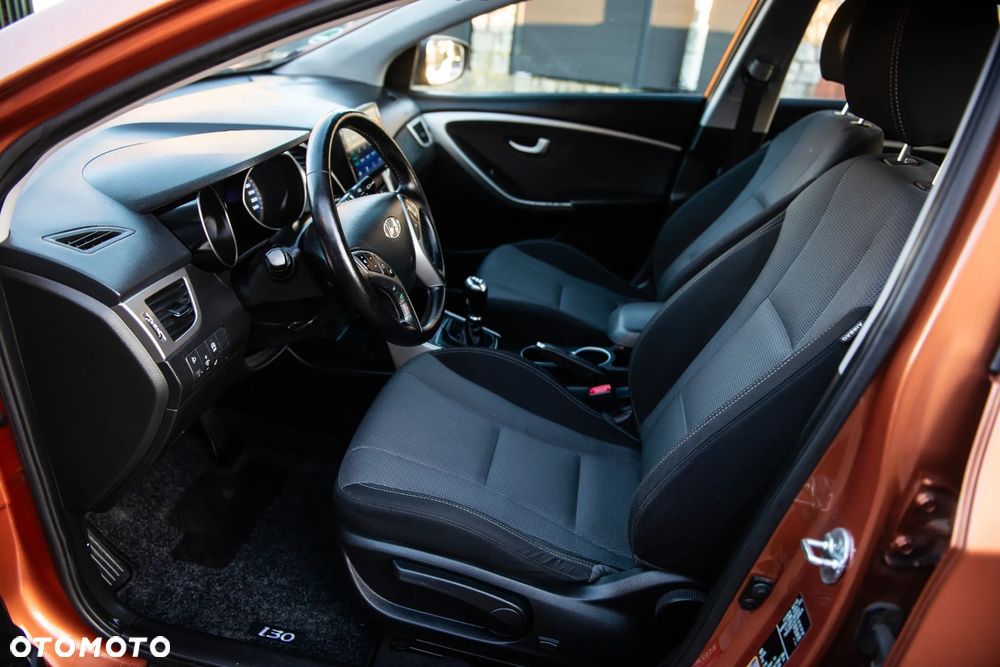 Hyundai i30 1.6 GDI Premium - 18