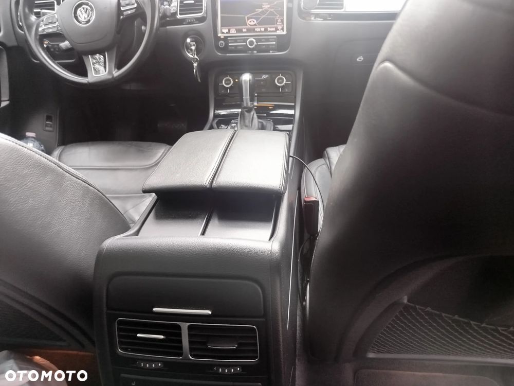 Volkswagen Touareg 3.0 V6 TDI Blue Motion DPF Automatik - 19