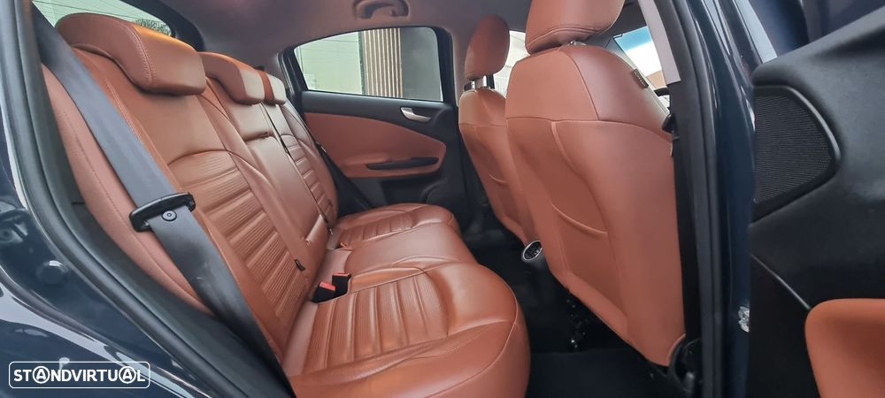 Alfa Romeo Giulietta 1.6 JTDm Sprint Speciale J18 - 25