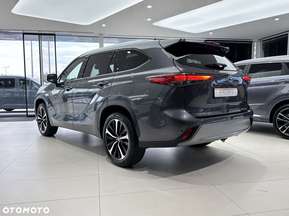 Toyota Highlander - 3