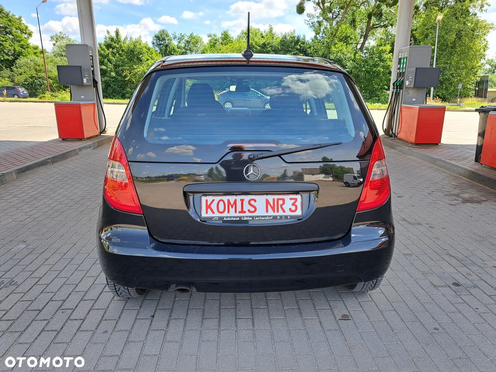 Mercedes-Benz Klasa A 160 BlueEfficiency - 11