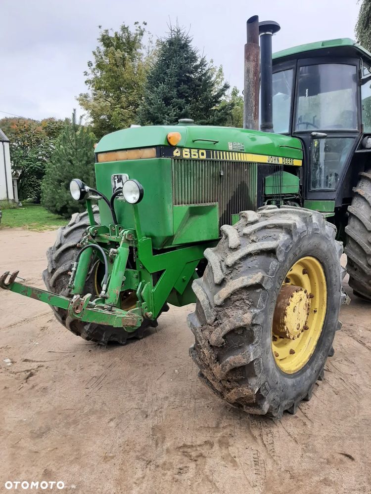 John Deere 4650 - 6