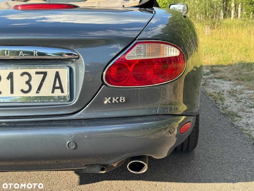 Jaguar XK8 - 19