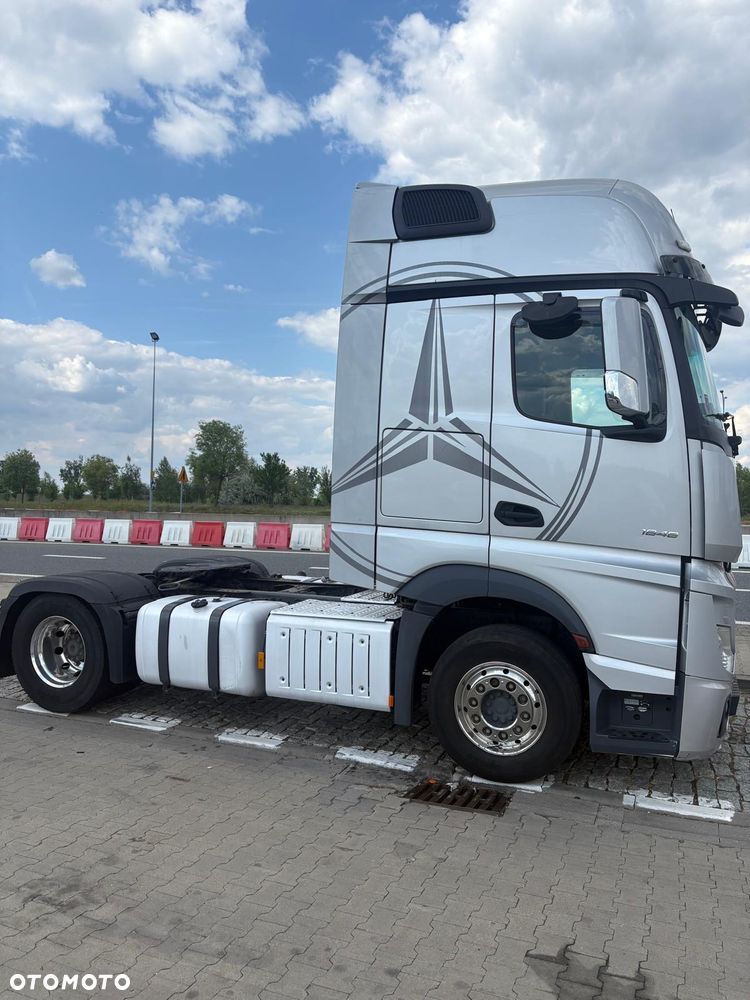 Mercedes-Benz Actros - 6