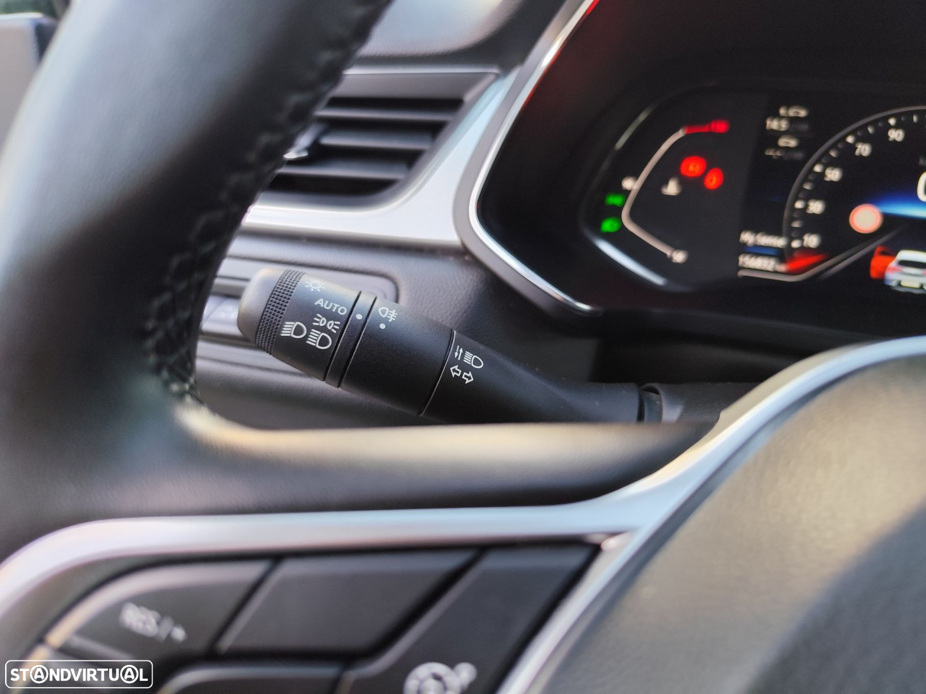 Renault Captur 1.0 TCe Techno Bi-Fuel - 22