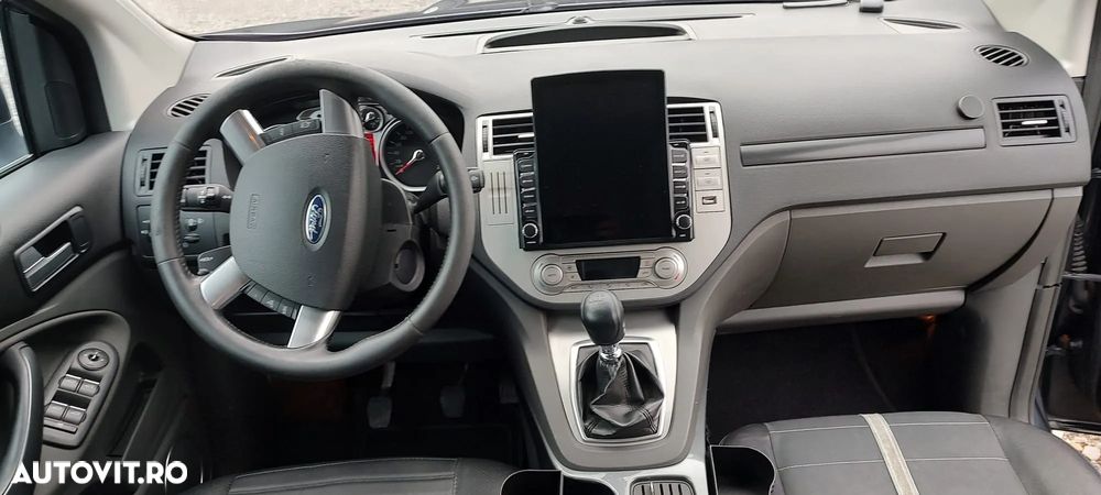 Ford Kuga 2.0 TDCi 2x4 Titanium - 7